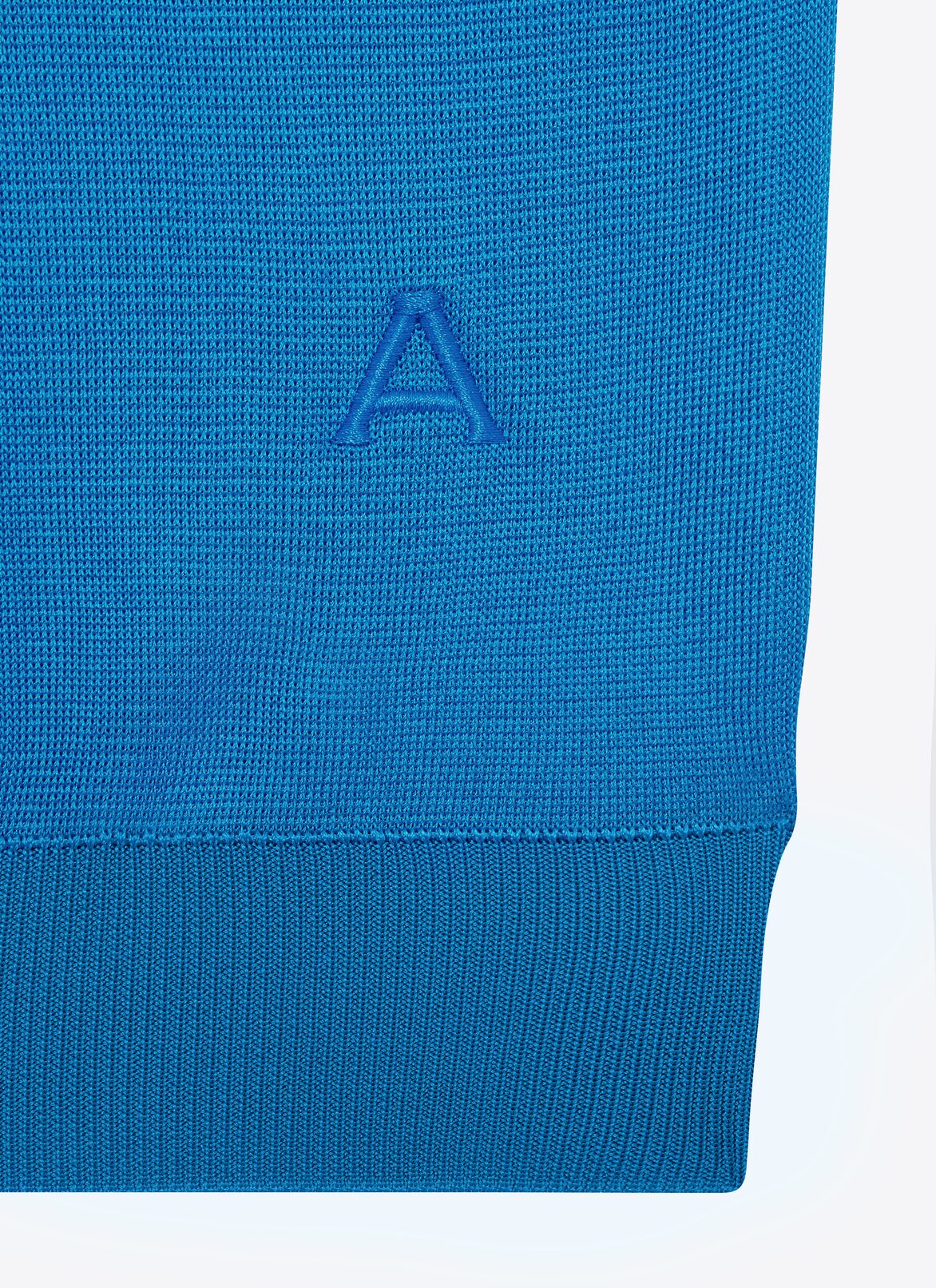 ALAÏA AZUL